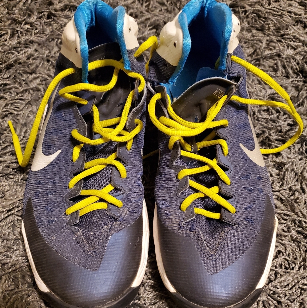 Nike Hyperdunks - image 2